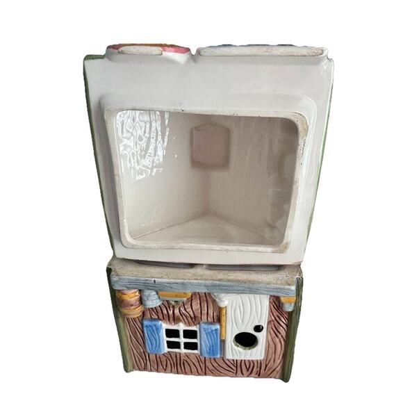 Vintage General Store Cookie Jar By GKAO Ceramic Brown House Welcome Apples Eggs - Picture 9 of 16